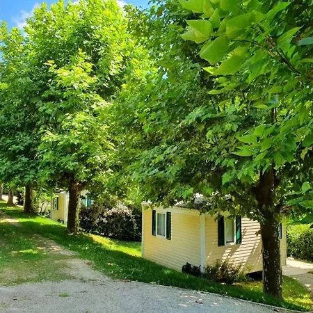 3 Etoiles - Piscine - Efaaea Campsite