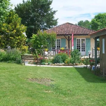 3 Etoiles - Piscine - Efaaea Campsite *