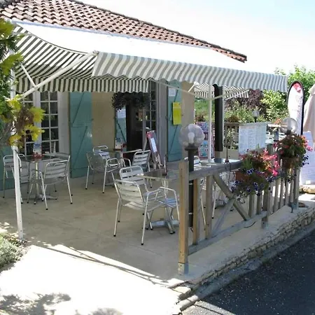 3 Etoiles - Piscine - Efaaea Campsite
